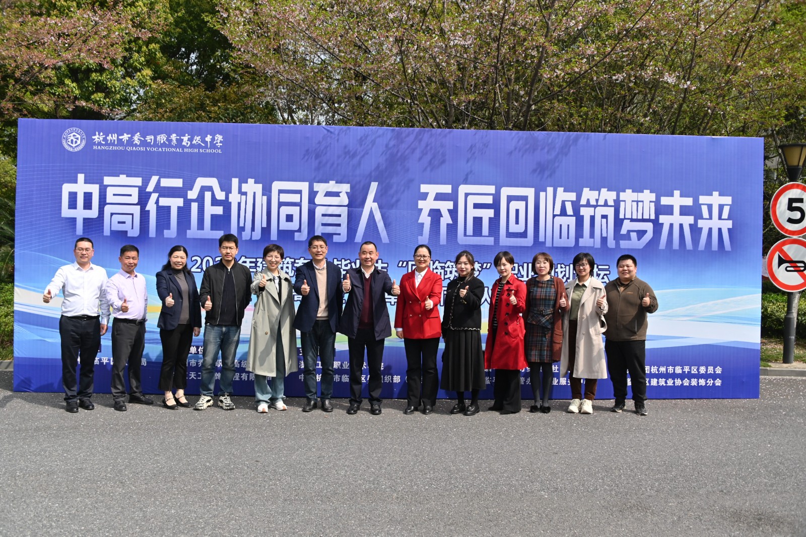 fee22a054d2319b030a0713c58fbe6e.jpg fee22a054d2319b030a0713c58fbe6e.jpg